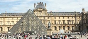 Paris-Louvre